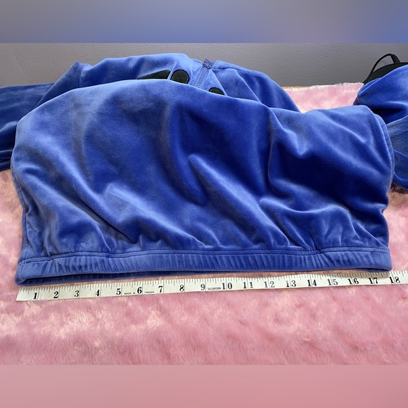 FILA Velour Crop 1/4 Zip Hoodie - Picture 11 of 16